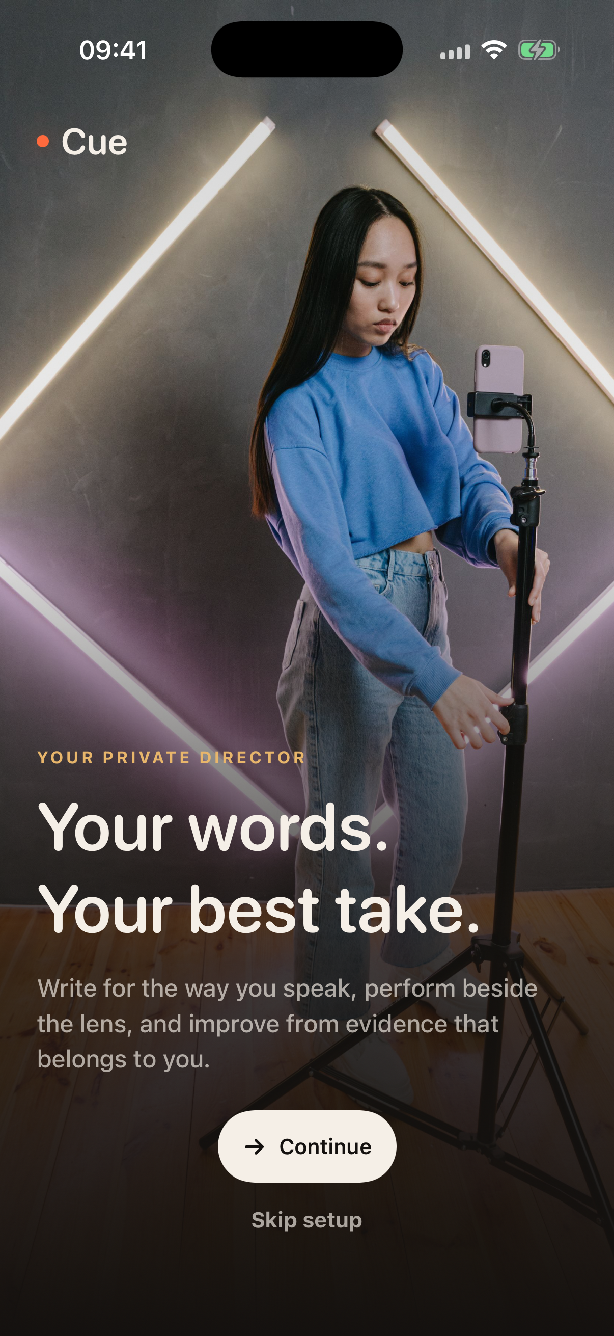 Cue creator onboarding on iPhone
